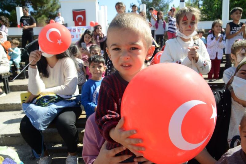 Diyarbakır’da çocuklar doyasıya eğlendi