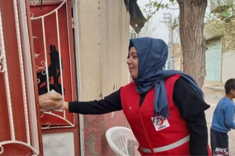 Kızılay gönüllülerinden, Ramazan pidesi