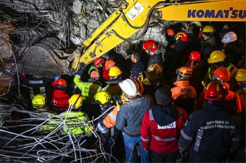 ÇAK-TİM Adıyaman’da Meltem Ünsal’ı sağ kurtardı