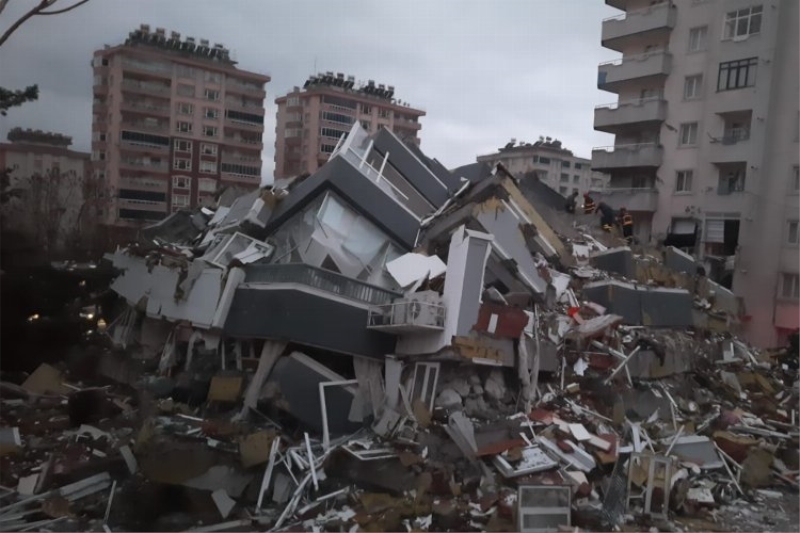 Deprem acı gerçekleri gösterdi! Devletin hesap sorma vakti