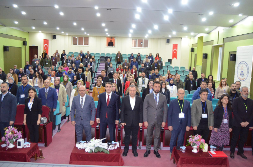 ERZURUM’DA ÖĞRENME KAYIPLARININ GİDERİLMESİNE YÖNELİK EĞİTİCİ EĞİTİMİ KURSU  