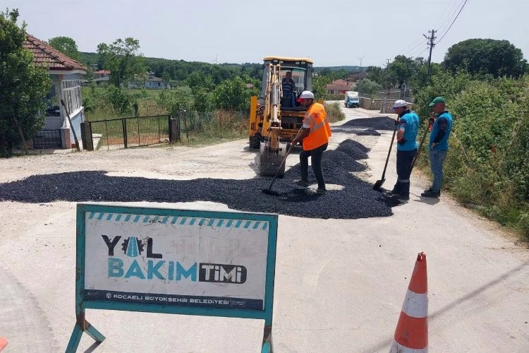 Yollar ve kaldırımlar bayrama hazırlandı