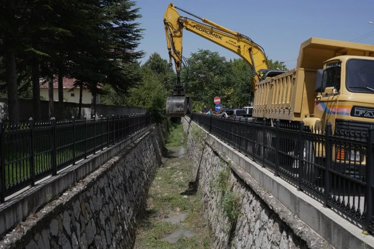 Melikgazi Deresinde hummalı çalışma