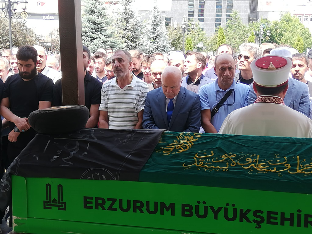 Hacı Bedevi Zeki Gökçan son yolculuğuna uğurlandı