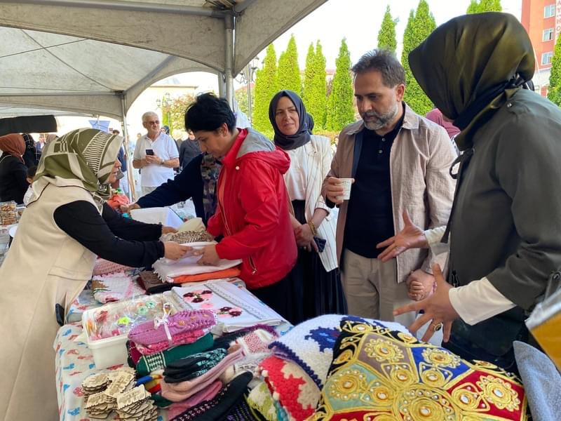 Gönül Köprüsü Anneleri Yunus Emre için Hayır Çarşısı Düzenledi