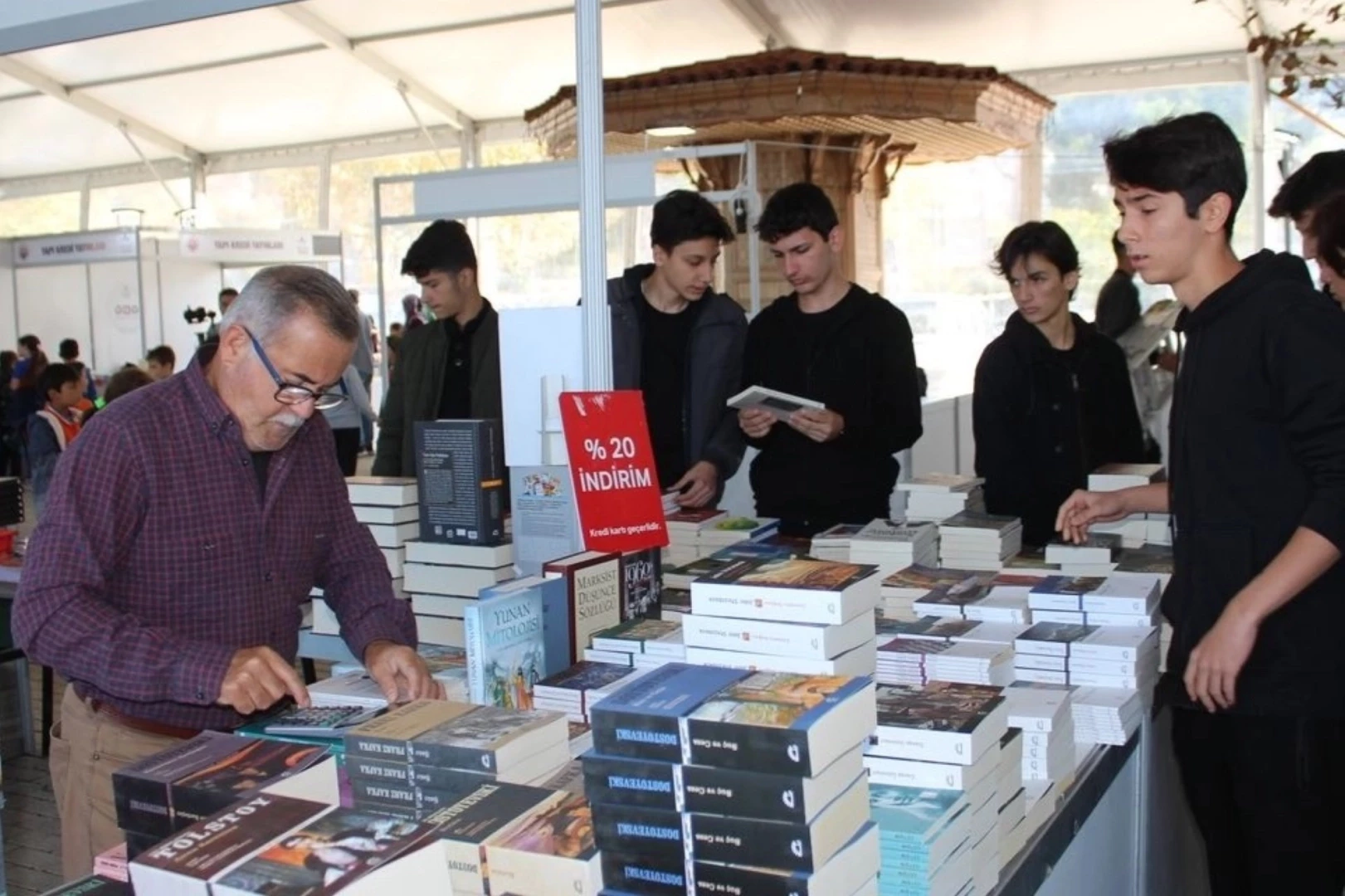 Gemlik Kitap Limanı kapılarını açıyor