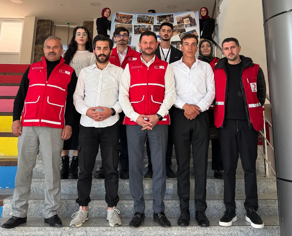 ETÜ Öğrencilerinden Anlamlı Destek: “Gazze’ye Nefes Ol” Kampanyasıyla Kızılay’a Bağış