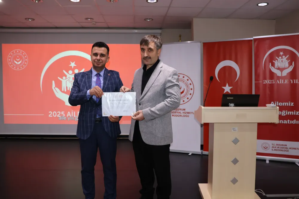 Aile Eğitiminde Onurlandırma Yaklaşımı Ele Alındı