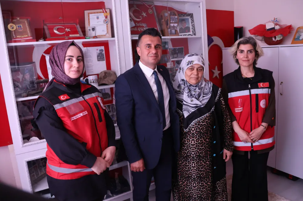 Şehit Ailelerine Bayram Ziyareti