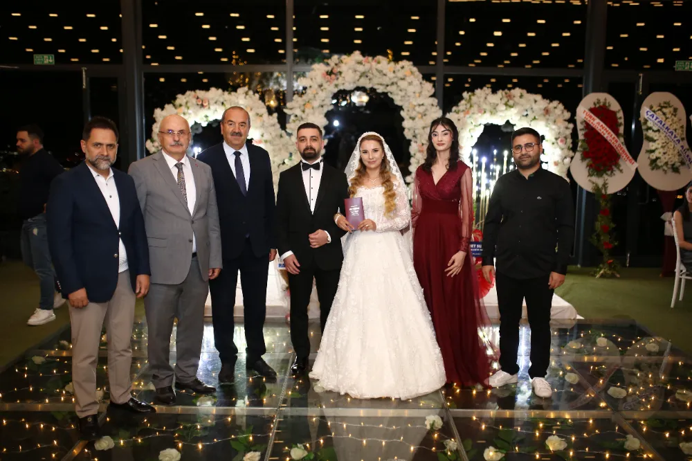 Kurs-Der Başkanı Ayşe Kavaz’ın Oğlu Dünyaevine Girdi