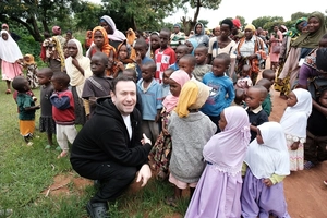 Ünlü iletişimci Özgür Aras