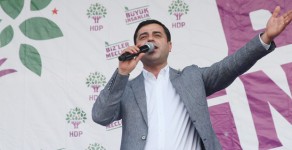 DEMİRTAŞ, ERZURUM`DAN HDP`LİLERİ İKİ KONUDA UYARDI