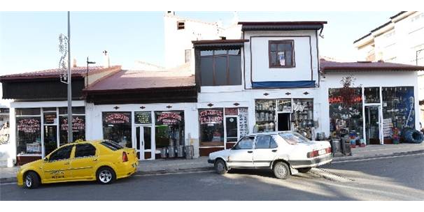 GÜLAHMET CADDESİ?NDE CEPHE SAĞLIKLAŞTIRILMASI