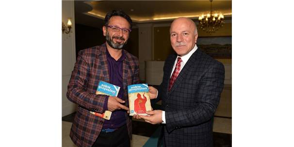 VALİ ALTIPARMAK VE BAŞKAN SEKMEN YAZAR SİNAN YAĞMUR?U KABUL ETTİ