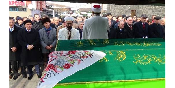 KIYASETTİN YÜKSEL SON YOLCULUĞUNA UĞURLANDI