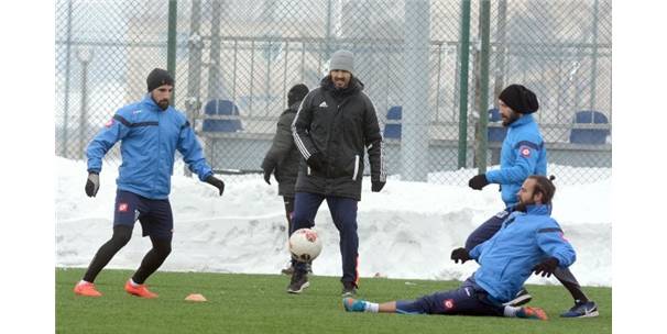 BB ERZURUMSPOR, ZONGULDAK KÖMÜRSPOR HAZIRLIKLARINI SÜRDÜRÜYOR