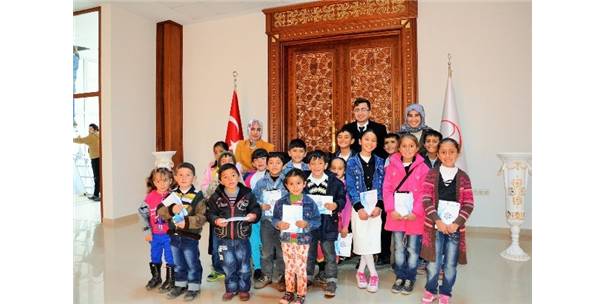 BAŞARILI ÖĞRENCİLER ÇAT BELEDİYESİ?NE KONUK OLDU