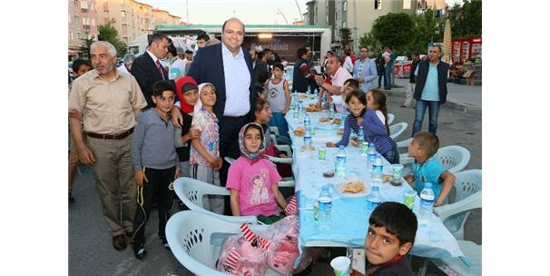 AZİZİYE HALKI ?GÖNÜL SOFRASI?NDA BULUŞTU