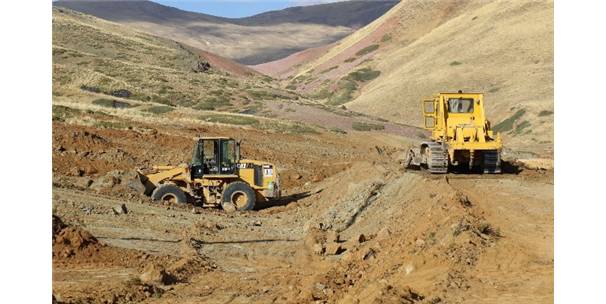 Büyükşehir Kırsaldaki Yolları Kışa Hazırlıyor