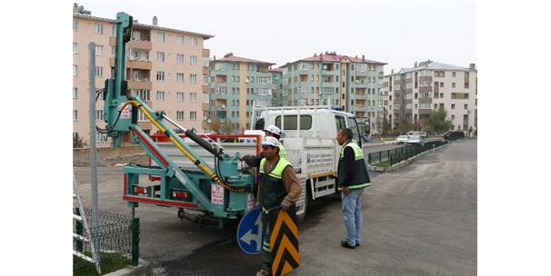 Büyükşehir Yol Güvenliği İçin Son Teknolojiyi Kullanıyor