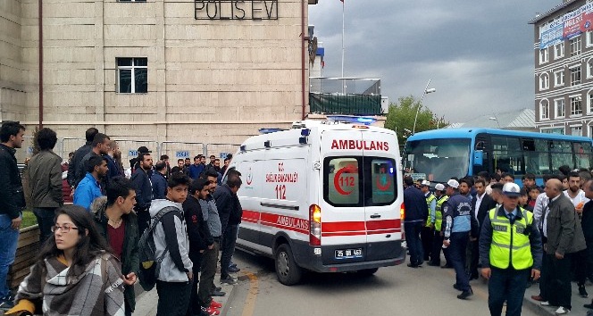 Otobüsün tekerine ayağı sıkışan kadın yaralandı