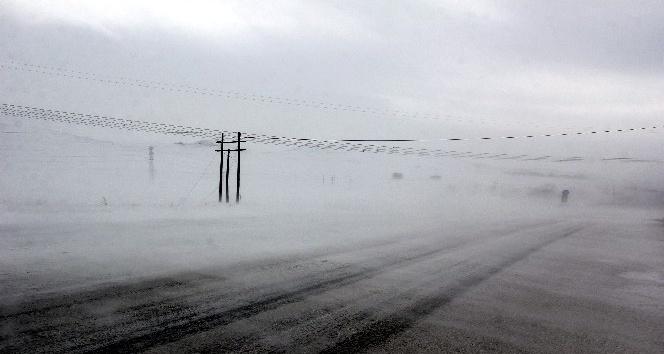 Erzurum?da tipi hayatı felç etti