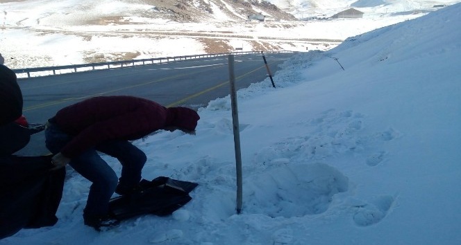 Taşıma karla atlama kuleleri karlandı